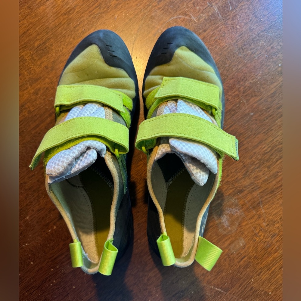 Butora Endeavor Climbing Shoes. WORN ONCE.